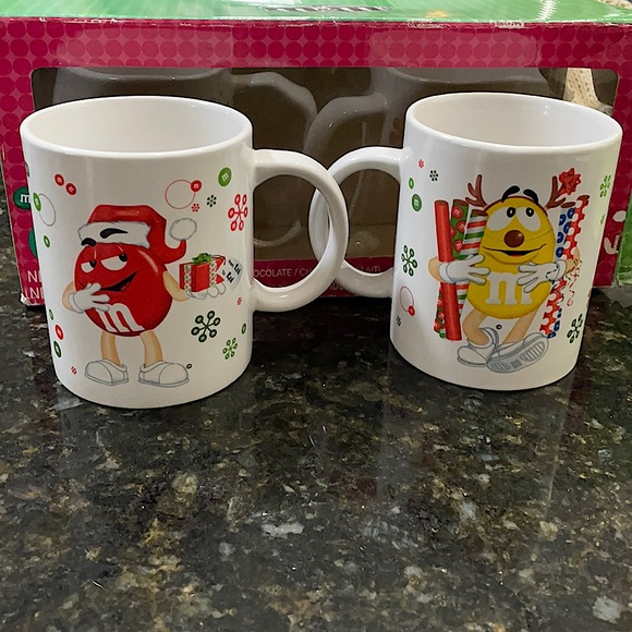 Set Of M&M’s Christmas Mugs - Picture 1 of 6